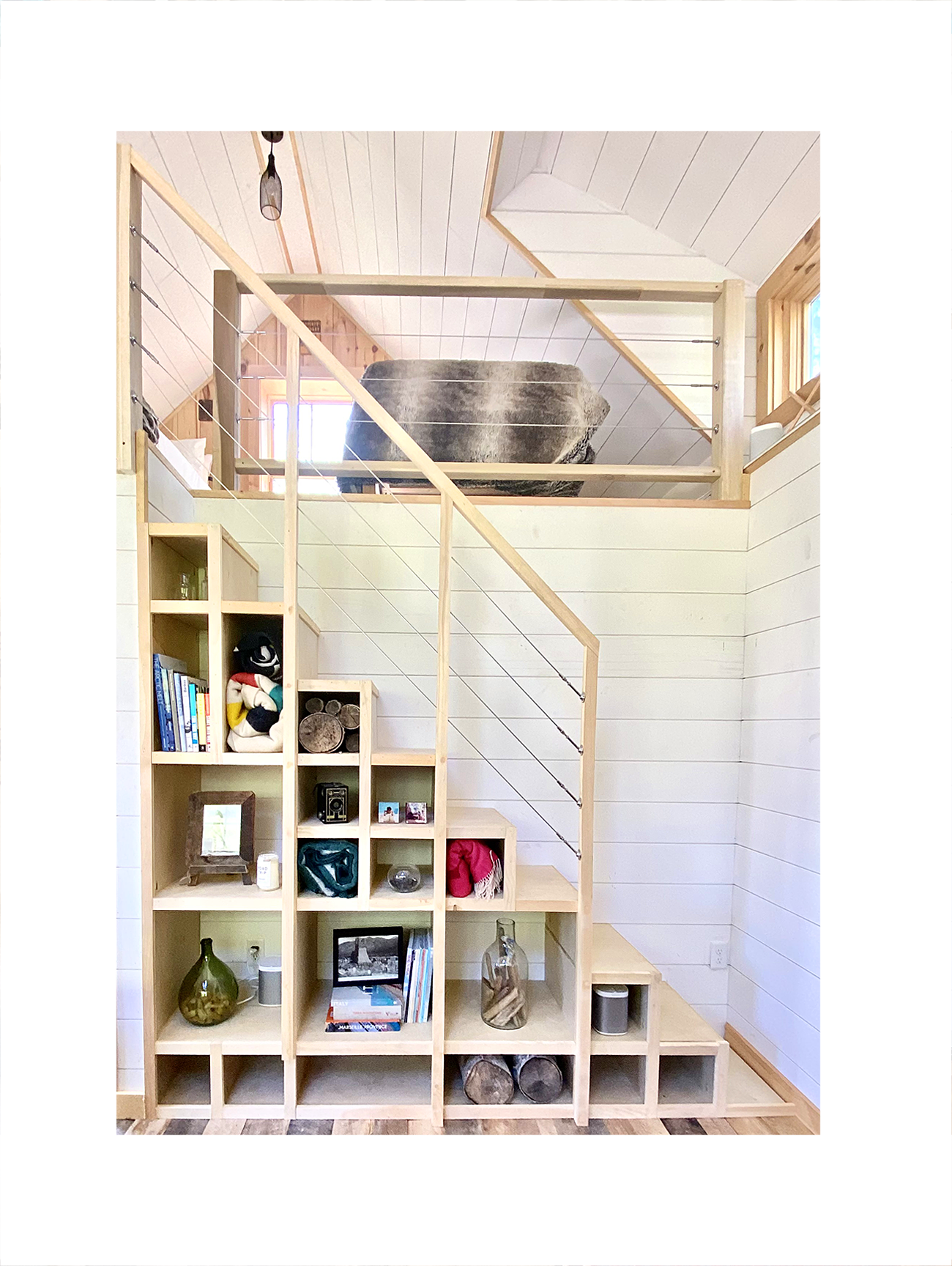 Bunkhouse Shelf Stairs